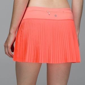 Pleat To Street Skirt ||